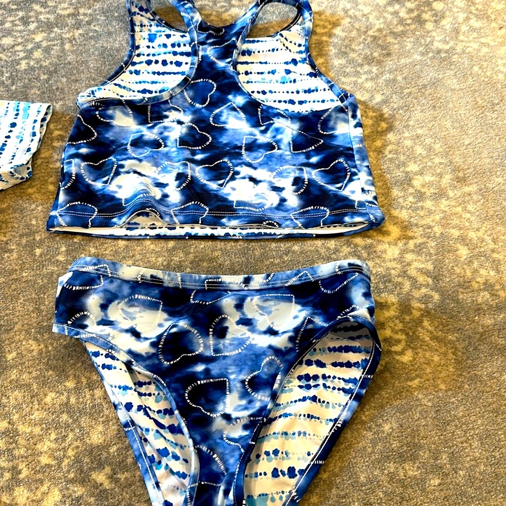 EDDIE BAUER 4 PIECE SET REVERSIBLE KIDS SIZE S 7/8 NWOT - Picture 13 of 13